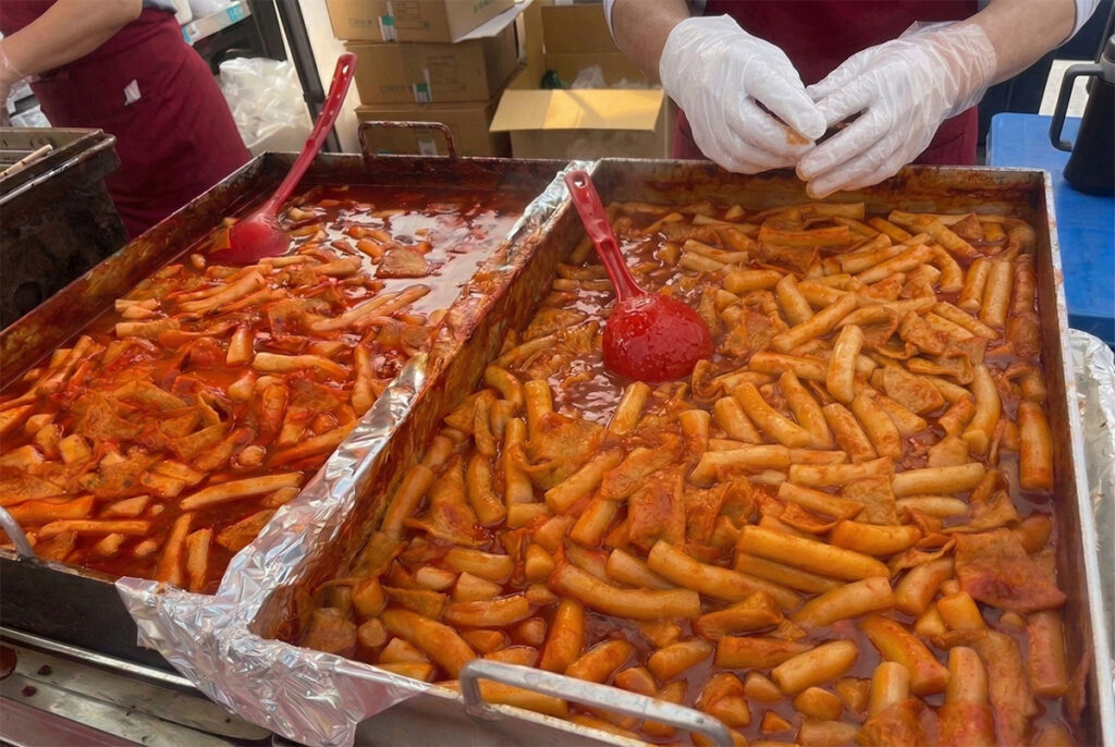 Korea's Spicy Market Tteokbokki