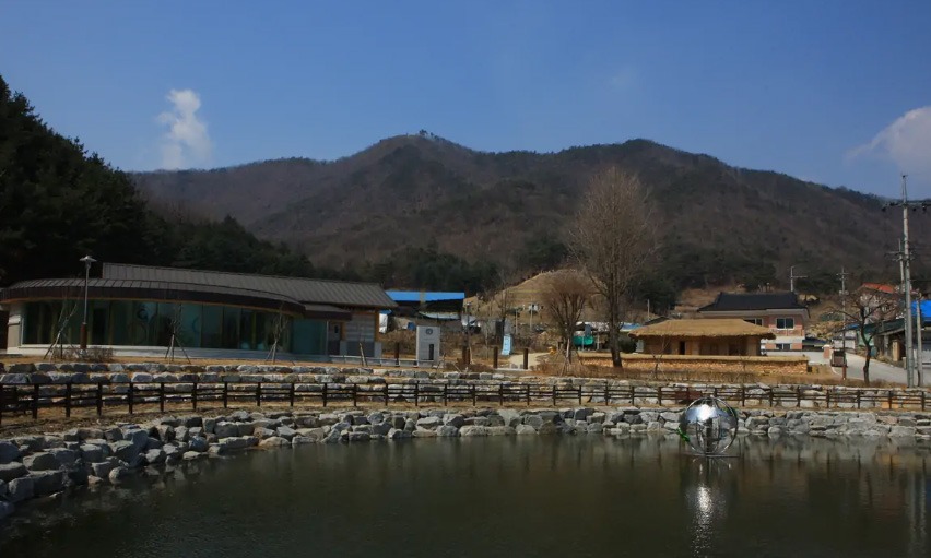 Is this Korea or Europe? The Magic of ‘Gamgok Maegoe Holy Land’