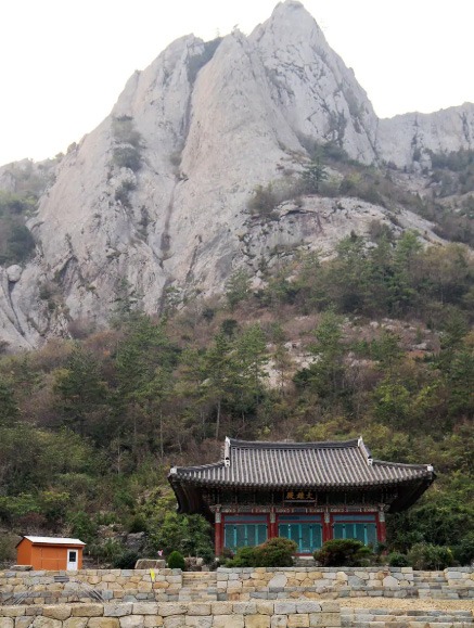 Discover Jindo: The Island of Miracles and Mystical Charms!