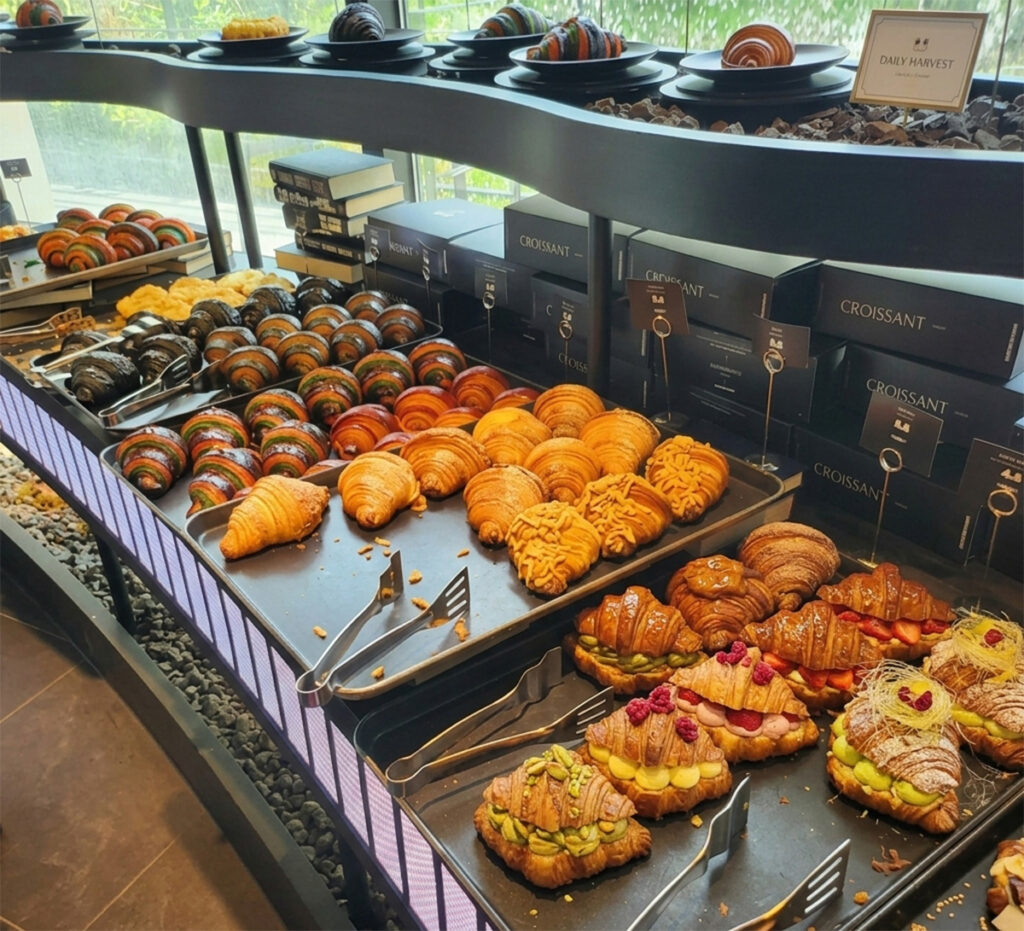 A famous cafe in Seoul, Rain Report